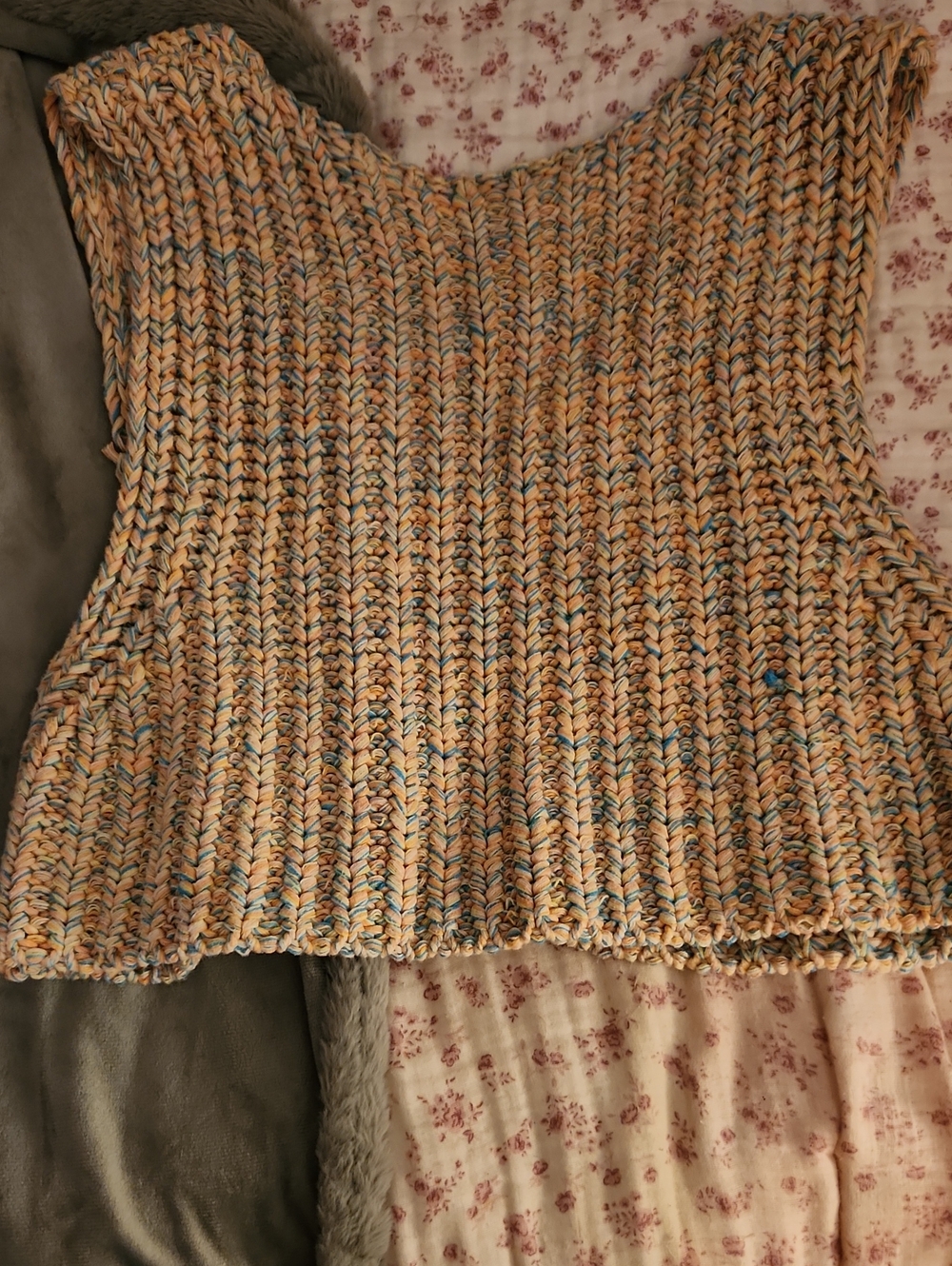 Multicolor Knit Sleeveless Sweater Vest